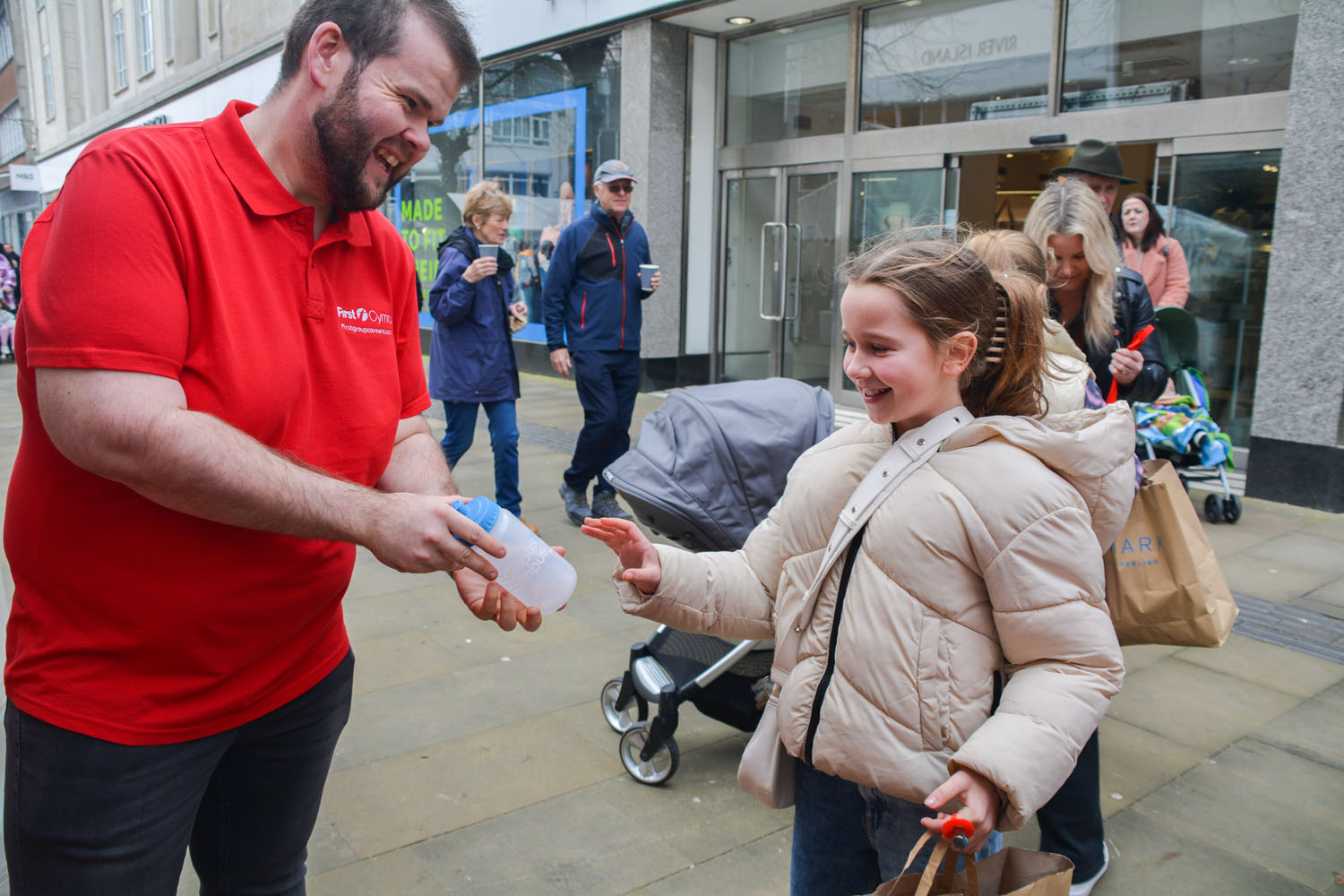 Scenes from Swansea city centre’s 2023 Croeso festival. (Image: Swansea Council)