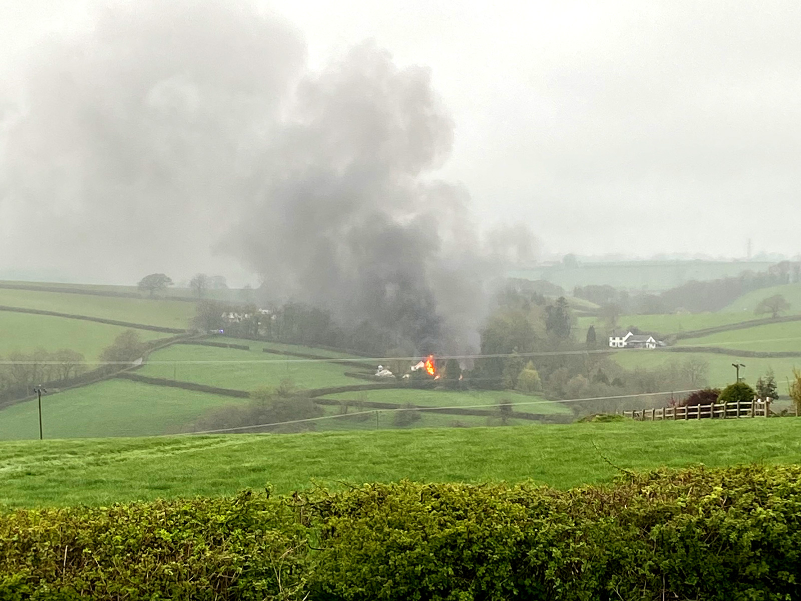 Fire at Nant-y-bwla near Carmarthen (Image: Dafydd Jones)