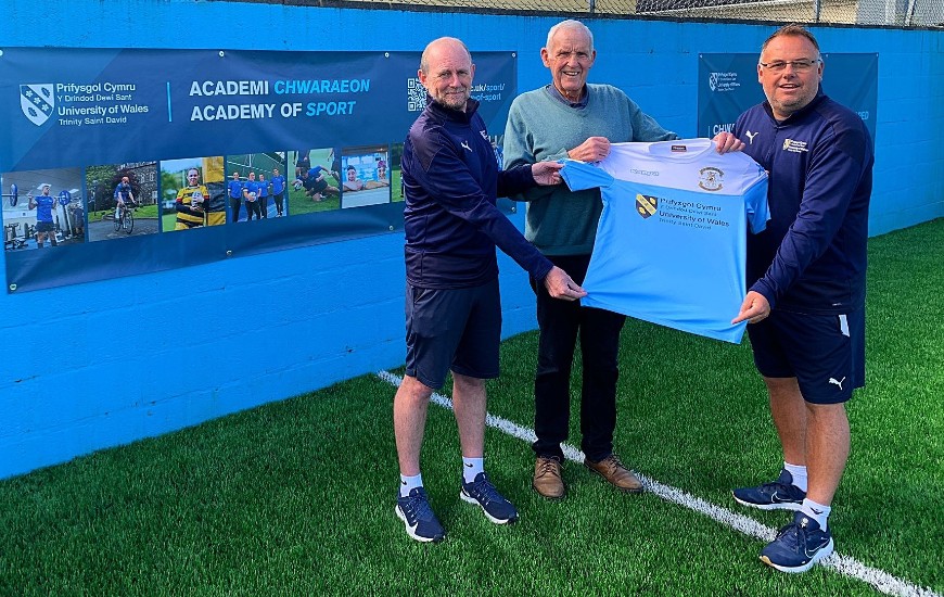 The University of Wales Trinity Saint David ( UWTSD) has celebrated its historic collaboration with Carmarthen Town Athletic Football Club.
