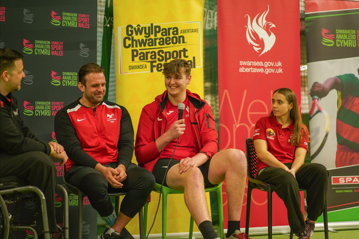 Nathan Stephens, Aled Sion Davies, Michael Jenkins, Kirsty Taylor.