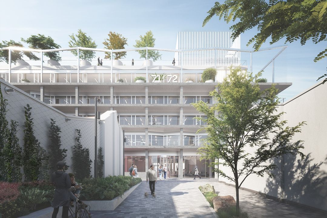 The rear courtyard walkway that links the Kingsway with Oxford Street as part of the development