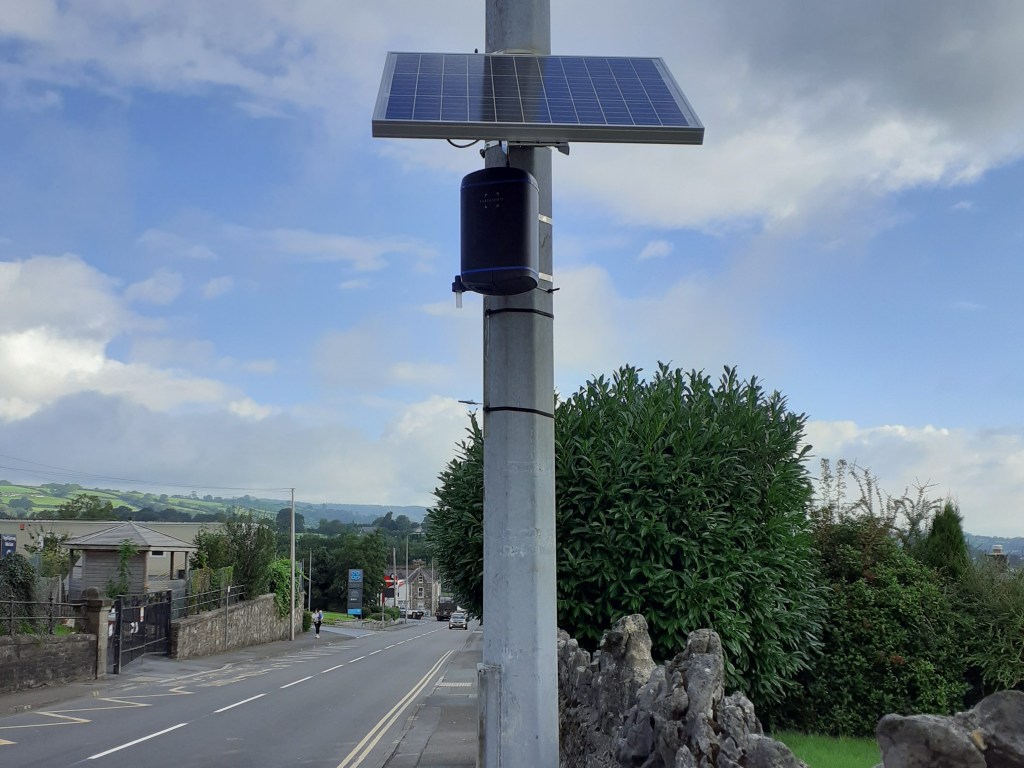 Air pollution monitor in Llandeilo