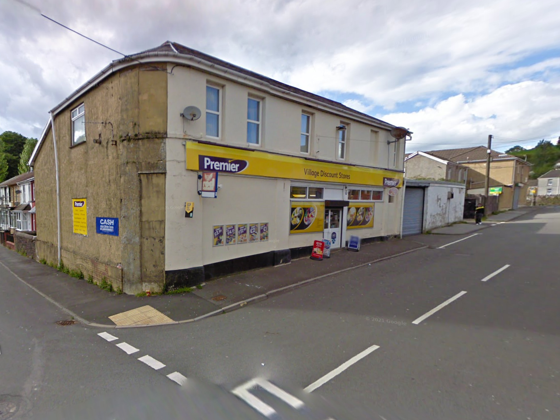 Premier store Glyncorrwg