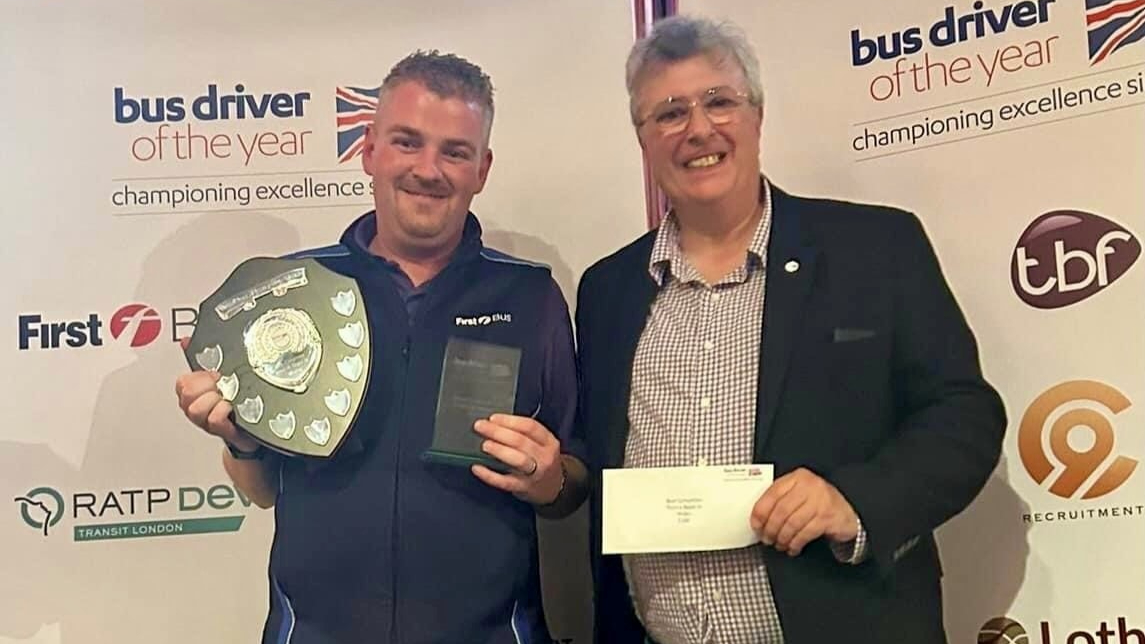 Swansea bus driver Daryl Jones (left) has been named Wales’ best bus driver at the UK Bus Driver of the Year competition held at the weekend n Blackpool. Pictured with Phil Smith, the Chairman of the Road Operators Safety Council (ROSCo) (Image: First Bus)