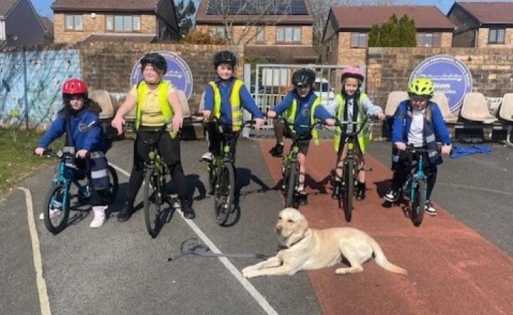 Children from Penyrheol Primary School