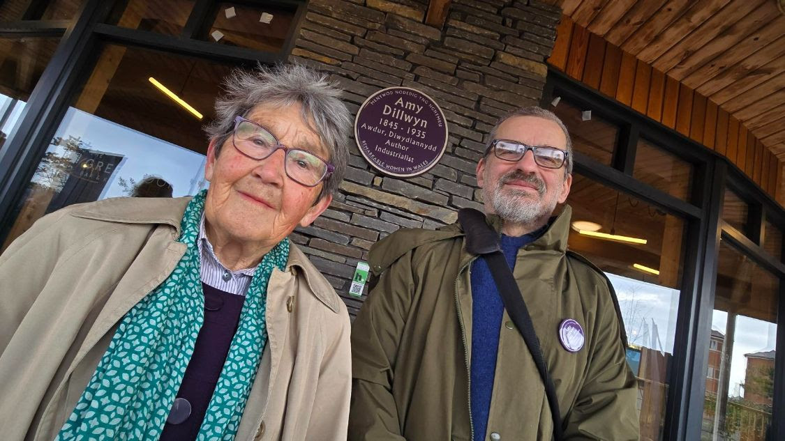 The unveiling of the Amy Dillwyn purple plaque