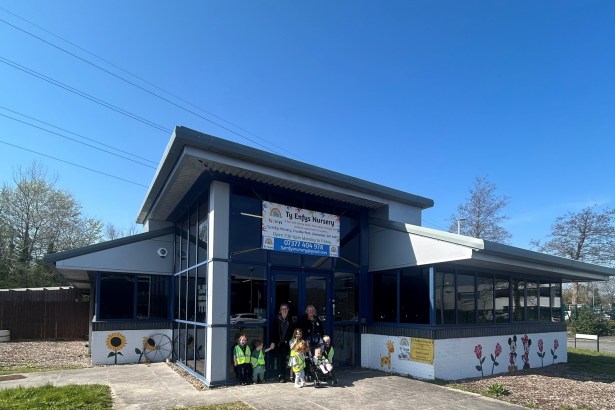 Ty Enfys Day Nursery