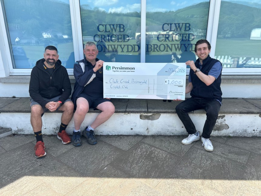 Huw Protheroe (Committee Member and Player), Karl von Weber (Club Secretary), Calum Davies (Persimmon Homes)