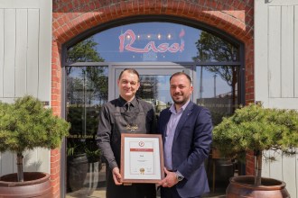 Swansea Rasoi Wins ‘Indian Restaurant of the Year’