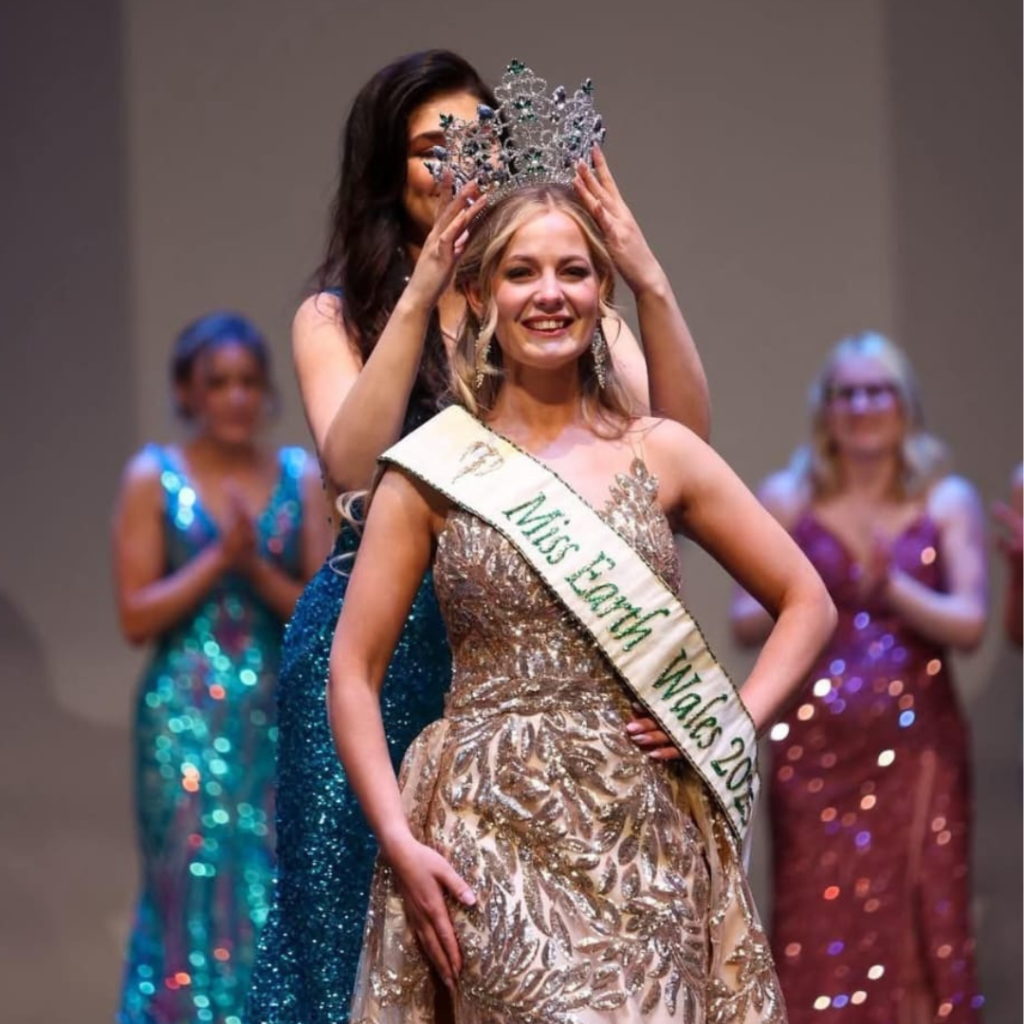 Abigail being crowned at the ceremony in Barry