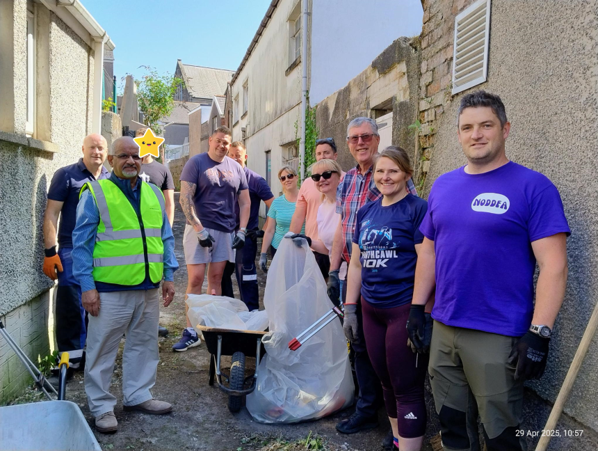 The team involved in the lane clearance;