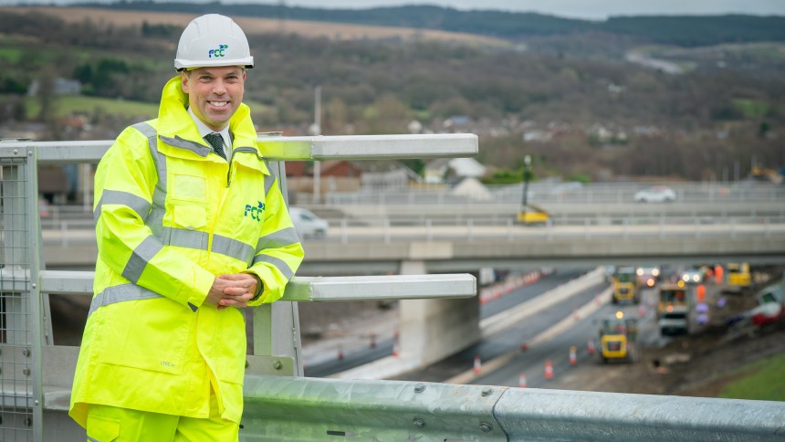 Ken Skates visiting A465 works