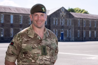 Alun Wyn Jones in m military fatigues (Image: Crown Copyright)