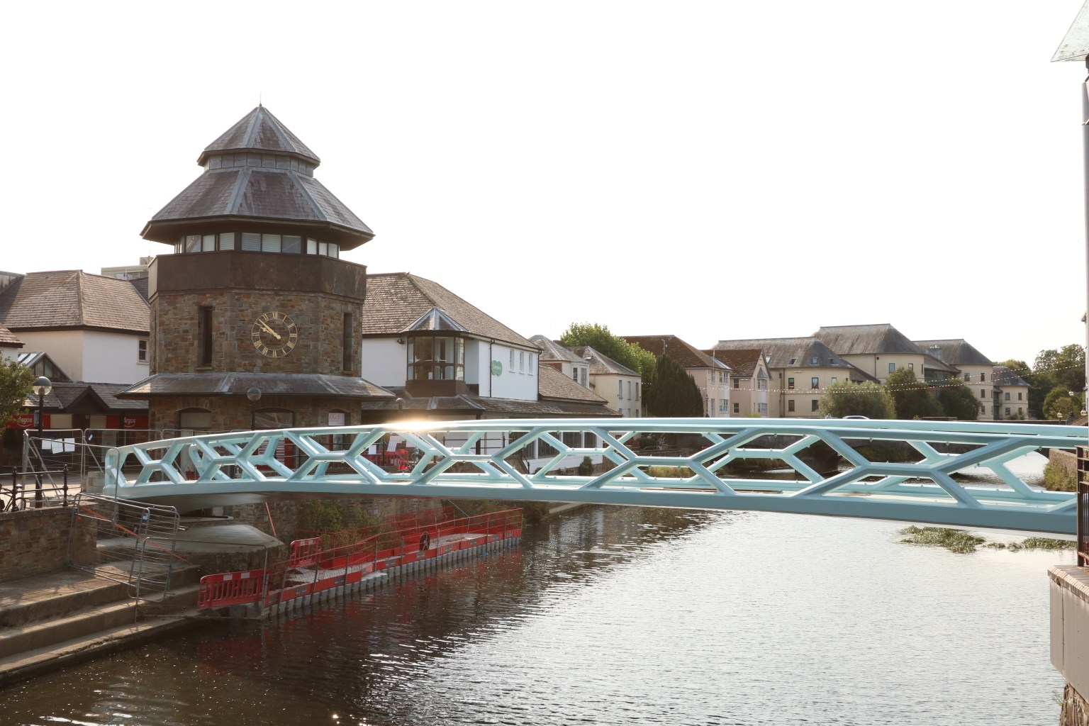 The new Haverfordwest signature bridge has been successfully manoeuvred into position following an overnight operation.