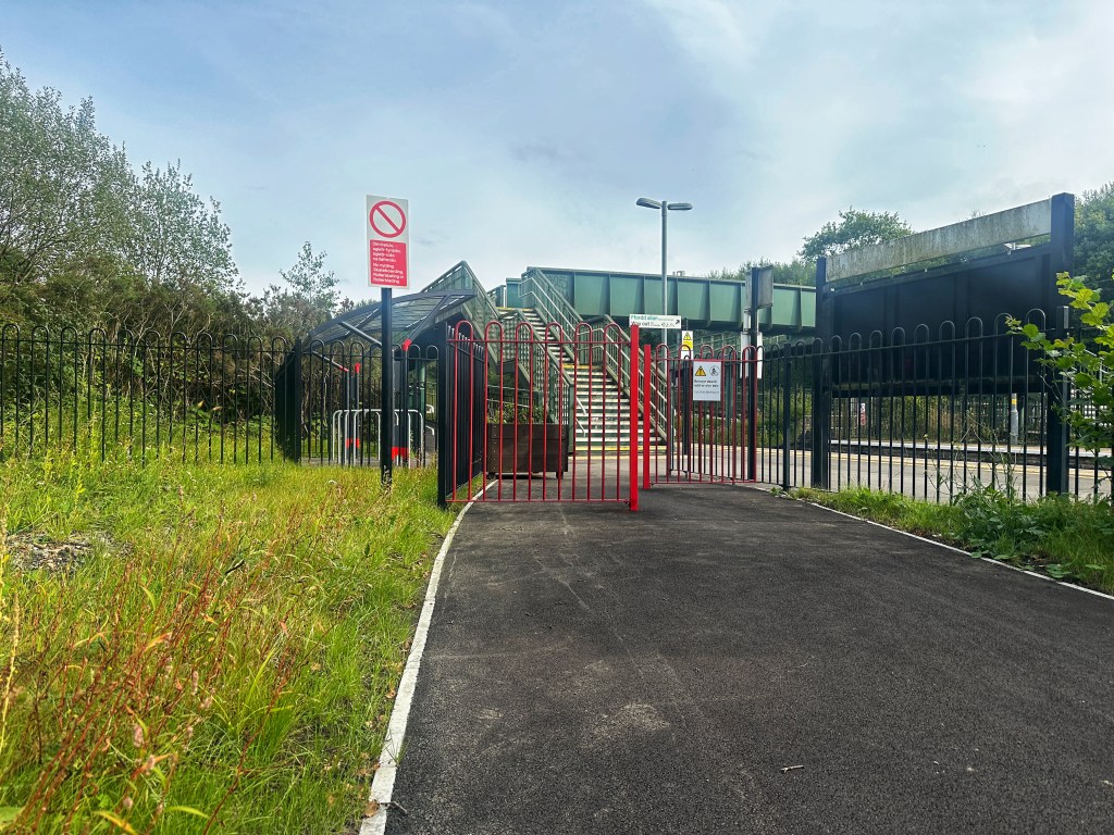 Cycle and walking link at Gowerton train station