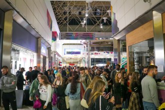 Thousands of students fill the Quadrant as Swansea’s Student Shopping Night hits record attendance in 2025.
