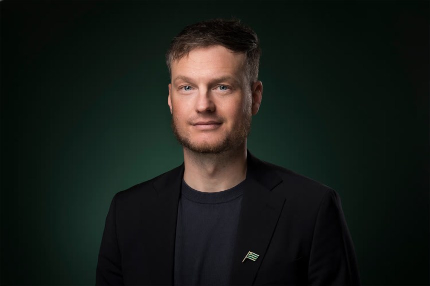 Portrait photograph of Swedish football coach Kim Hellberg, head coach of Hammarby IF.