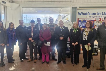 Group of campaigners and elected representatives at Tesco Trostre, Llanelli, supporting Usdaw’s Freedom from Fear campaign.