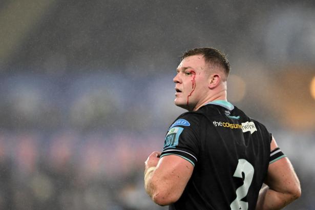 Dewi Lake in Ospreys kit, Wales hooker and former captain, set to move to Gloucester.