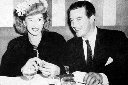 Ray Milland and wife Muriel “Mal” Milland seated at a Hollywood nightclub table in 1942.