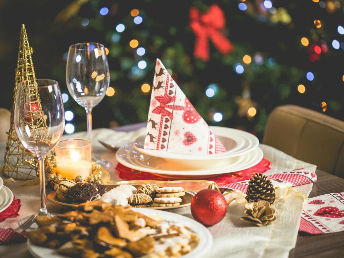 5 Unique hacks to jazz up your Christmas Dinner