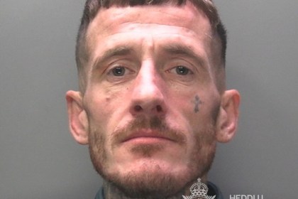 Custody photograph of Nicky Barratt, 26, from Waun Wen, who has been sentenced to five months in jail for multiple shop thefts from Swansea convenience stores.