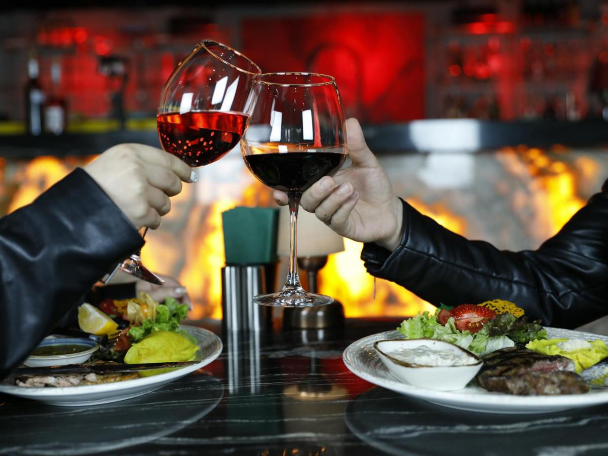 Swansea ranked most affordable city in the UK for a Valentine’s meal