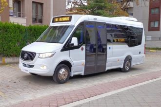 An Islesbus minibus