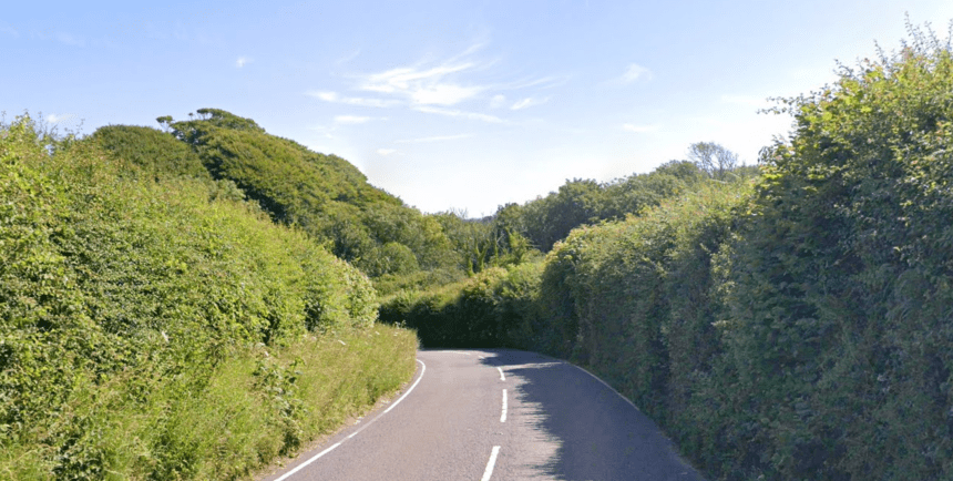 A4118 South Gower Road neat Three Cliffs Bay