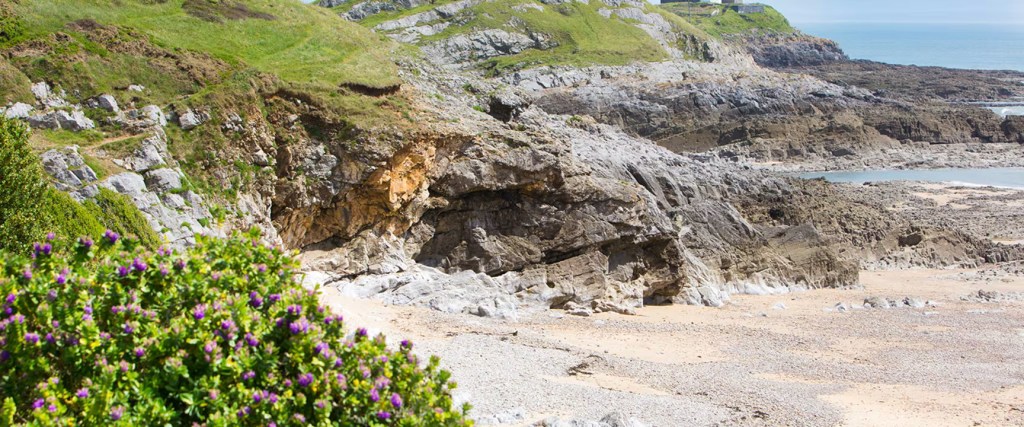 Bracelet Bay (Image: Visit Swansea Bay)