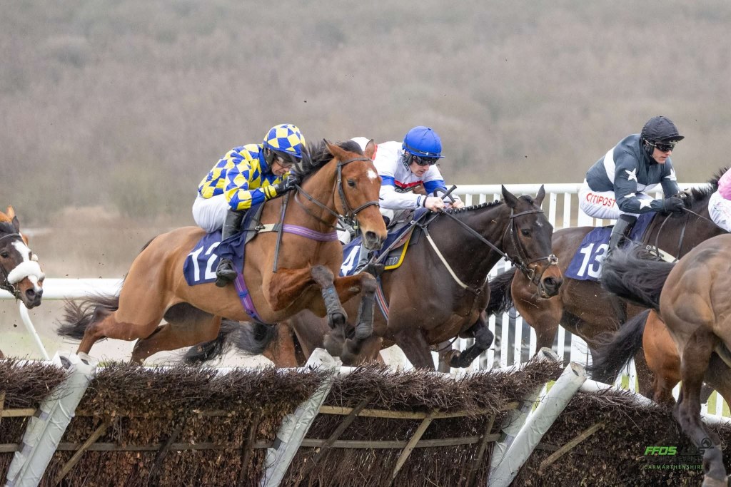 Ffos Las Racecourse: Preview and tips for Wednesday’s six‑race meeting