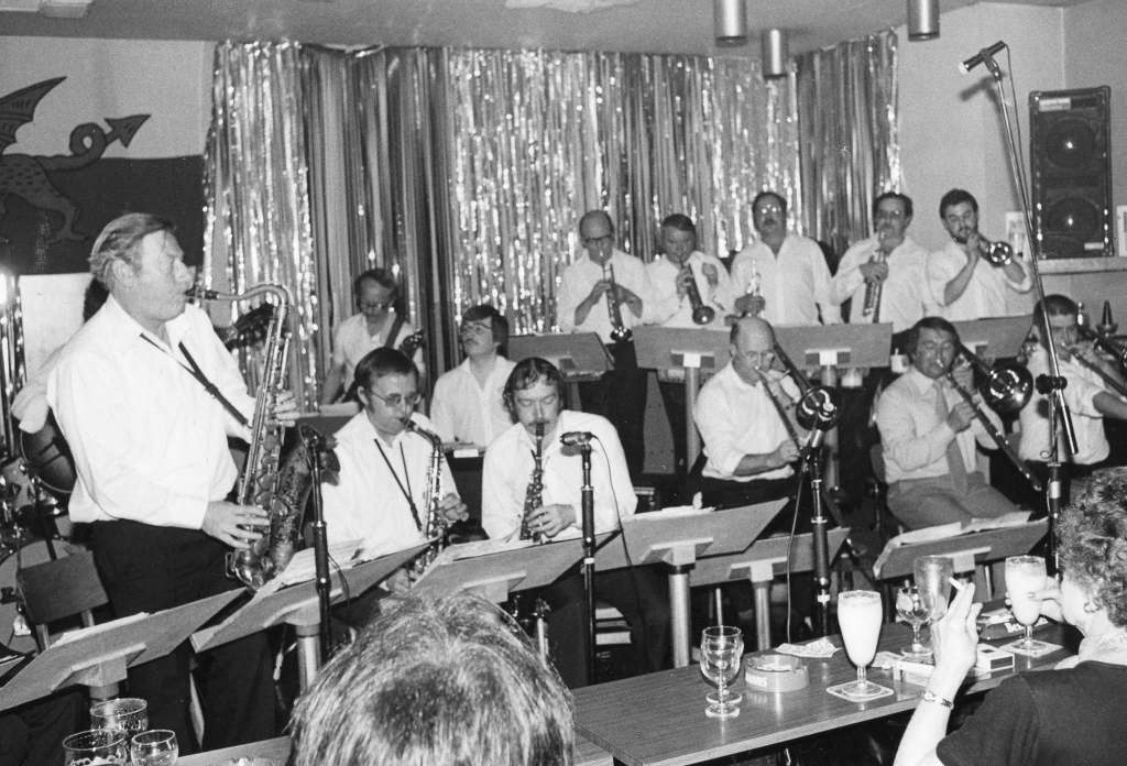 Dave Cottle on piano performing with the Constellation Big Band at the Liberal Club in 1981