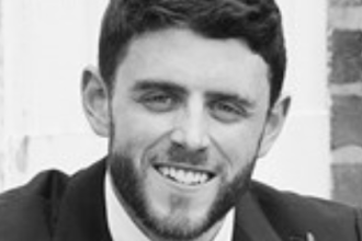 PC Andrew Harper smiling in a black and white photograph