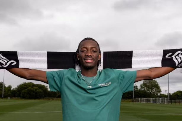 Moussa Yeo, Swansea City's new signing from Red Bull Salzburg, pictured in a Swansea shirt.