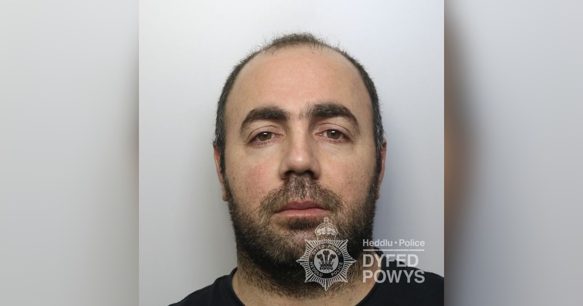 Custody photograph of Isa Ayan issued by Dyfed-Powys Police