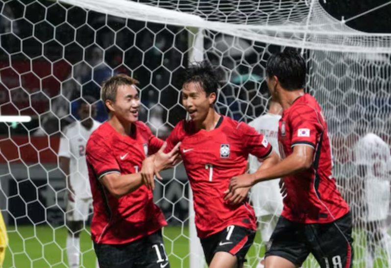 SWANS: Eom hits hat-trick for South Korea as Swansea winger shines at the Asian Games