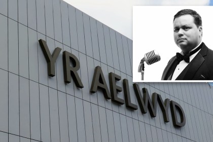 Paul Potts in a bow tie beside a vintage microphone, inset over the Yr Aelwyd lettering on Port Talbot's rebuilt theatre