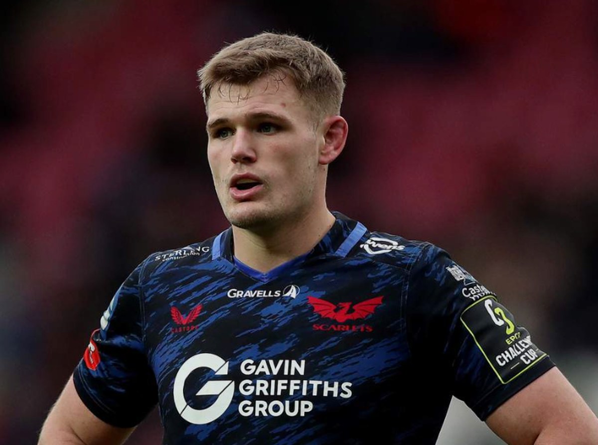Scarlets back-rower Taine Plumtree in the region's blue Challenge Cup kit